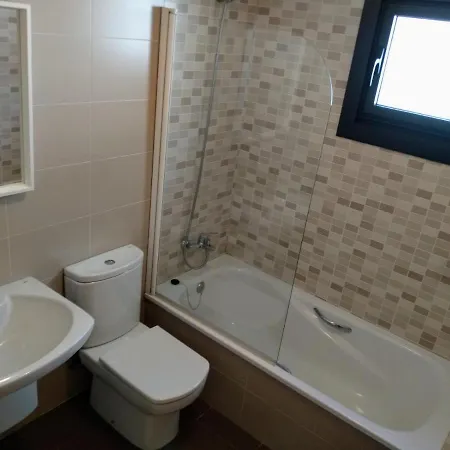 Piso Muy Proximo A La Playa Samil, Garaje Y Wifi Διαμέρισμα