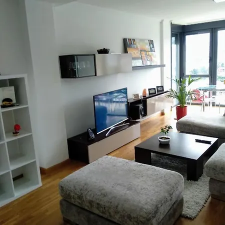 Piso Muy Proximo A La Playa Samil, Garaje Y Wifi Βίγκο